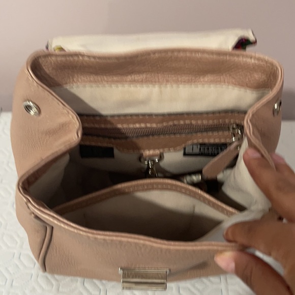 Stylish Leather & Embroidery Backpack - Picture 5 of 10